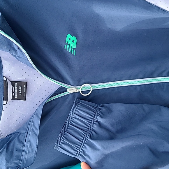 New Balance Color Block Jacket - Picture 3 of 11